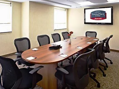 Towneplace Suites By Marriott Mississauga-Airport Corporate Centre