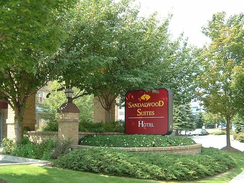 Towneplace Suites By Marriott Mississauga-Airport Corporate Centre Hotel