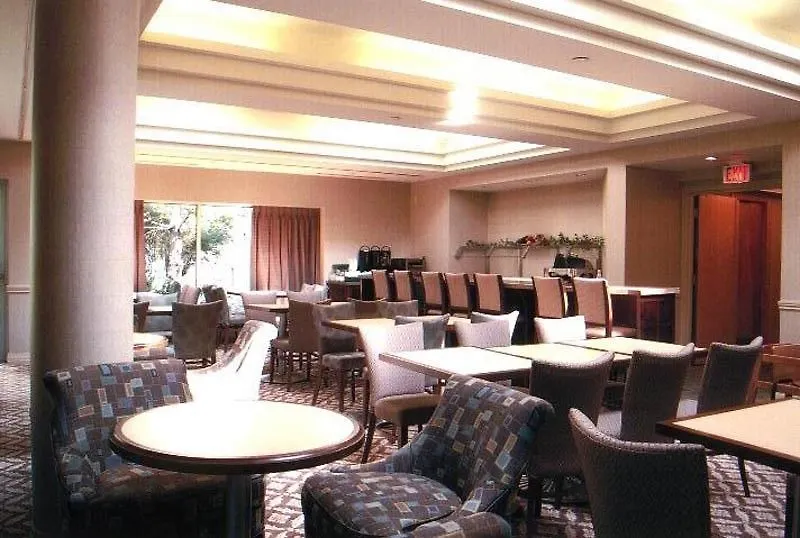 Towneplace Suites By Marriott Mississauga-Airport Corporate Centre 3*, Mississauga