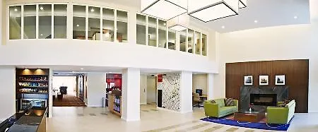 Hotel Towneplace Suites By Marriott Mississauga-Airport Corporate Centre